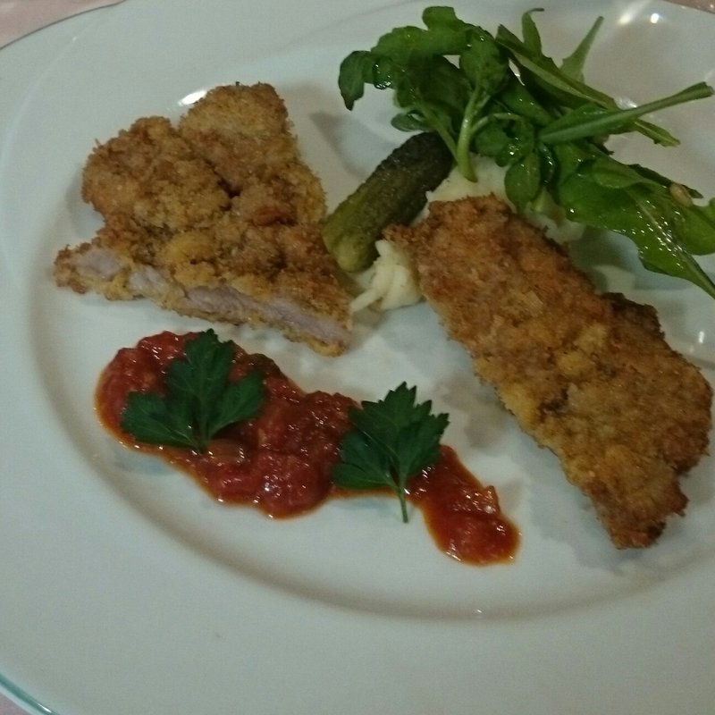 メインのお肉料理(ラブレー)