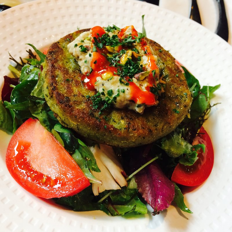 スキニーバーガー（ヴィーガンパテ）(ROTI ROPPONGI Wine&Craft Beer Brasserie)