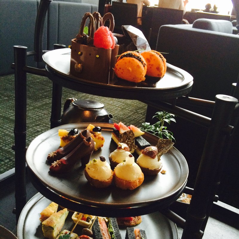 ブラックアフタヌーンティー(ザ·カフェ バイ アマン)