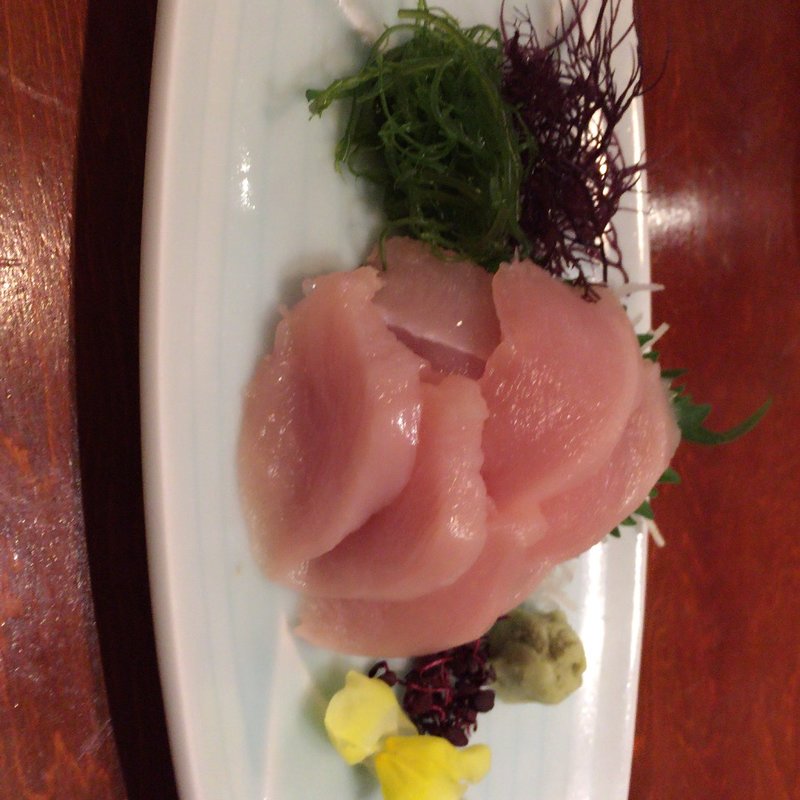 朝引き鶏刺身(鳥勘)