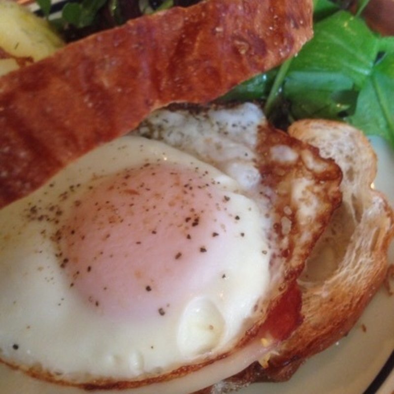 クロックマダム(Days386 （デイズサンハチロク）)