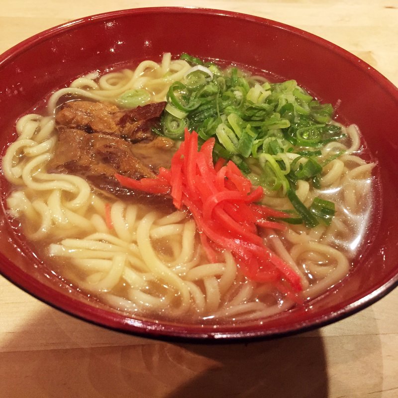 ソーキそば(沖縄スタイルカフェ てぃだ)