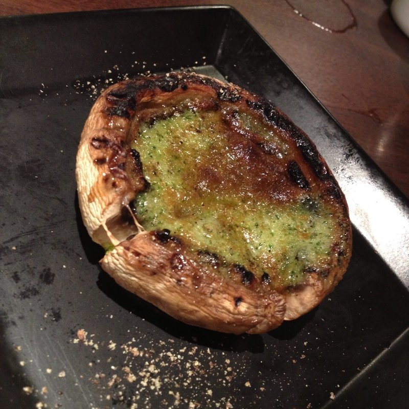 ジャンボ椎茸 ブルギニョンバター 【炭火焼】(俺のフレンチTable Taku)