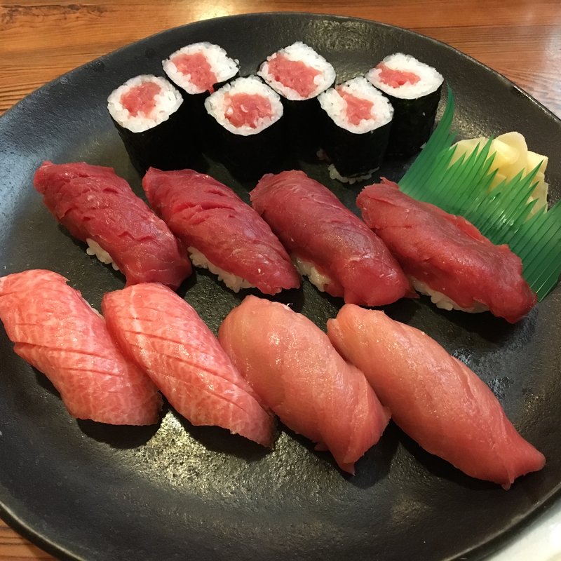 本鮪握り盛り合わせ(浜寿司 )