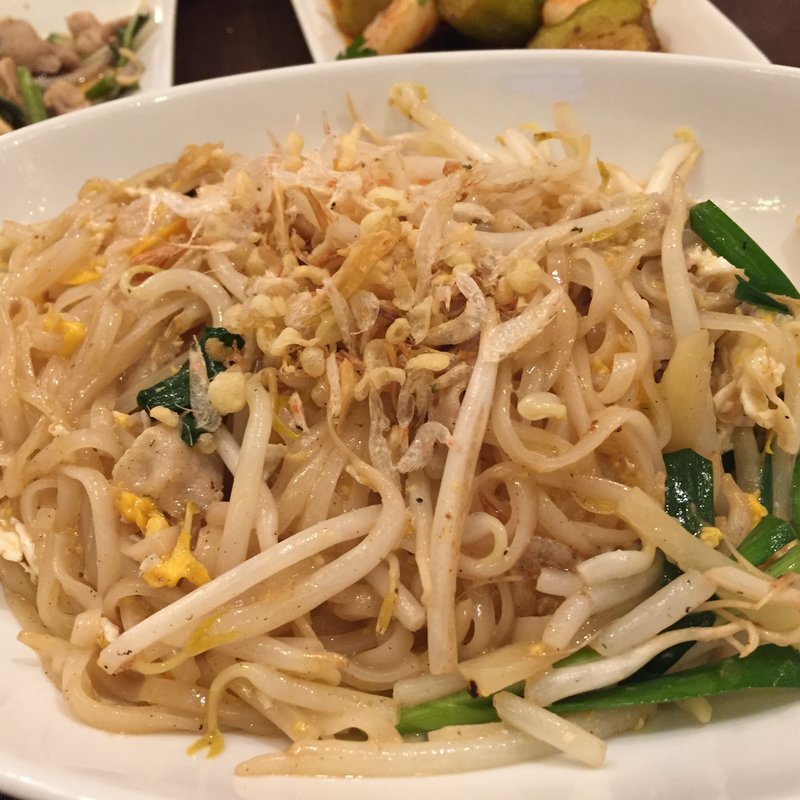 タイの国民食!!焼きそば（パッタイ）(タイ屋台 ラオラオ )