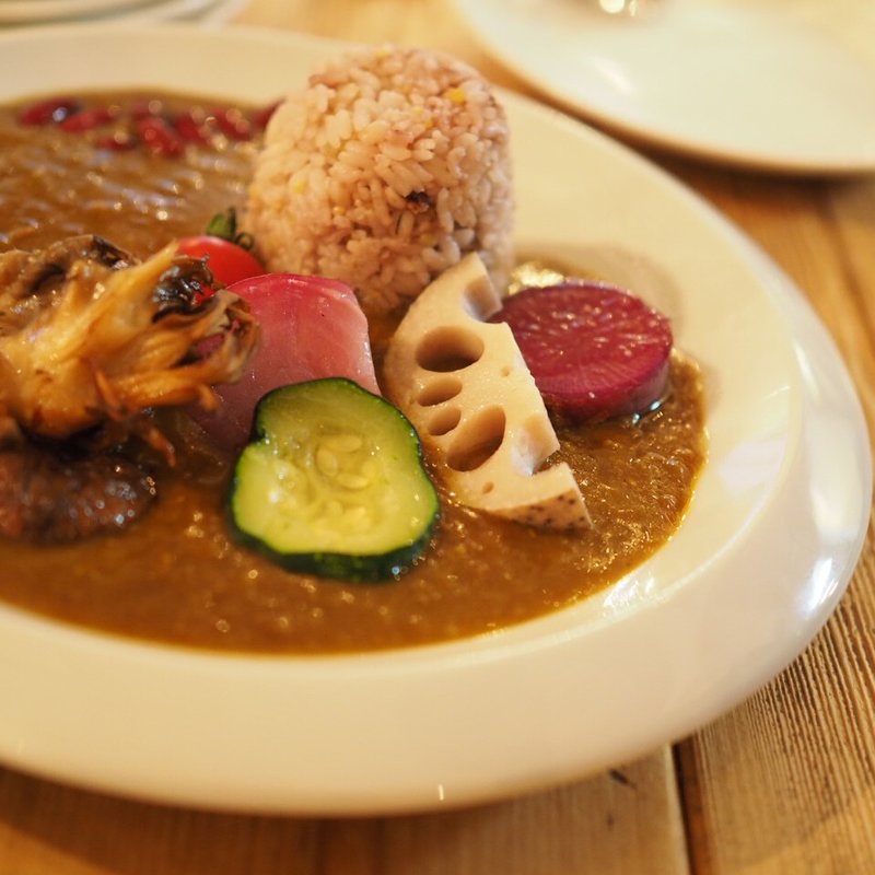 ゴロゴロ野菜たっぷりベジカレー(野菜がおいしいダイニング LONGING HOUSE （ヤサイガオイシイダイニング ロンギングハウス）)