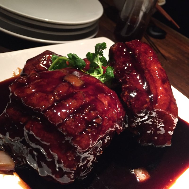 豚の角煮(黒猫夜 赤坂店)