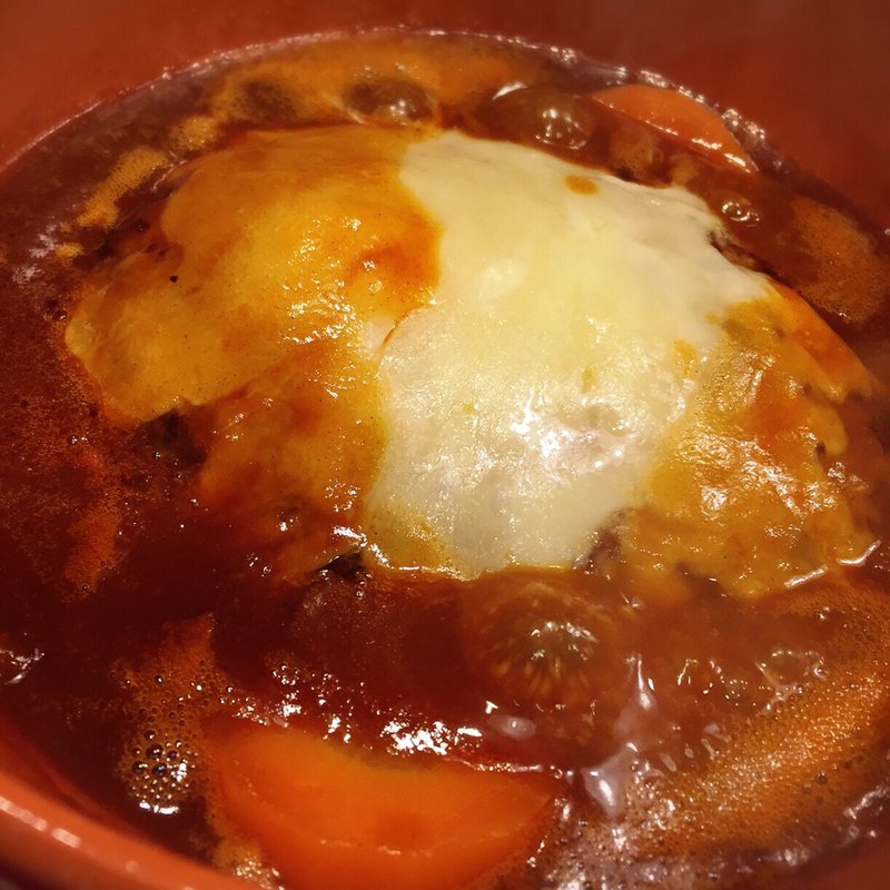 チーズたっぷり煮込みハンバーグ(ハチ 仙台駅店 )