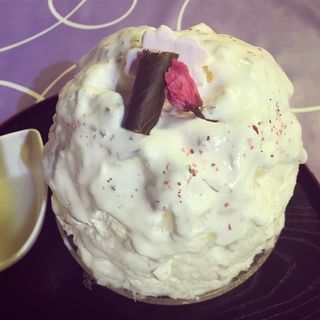 桜リキュールとヨーグルトリキュール～わたしを酔わせてどうするの？～(雪うさぎ )