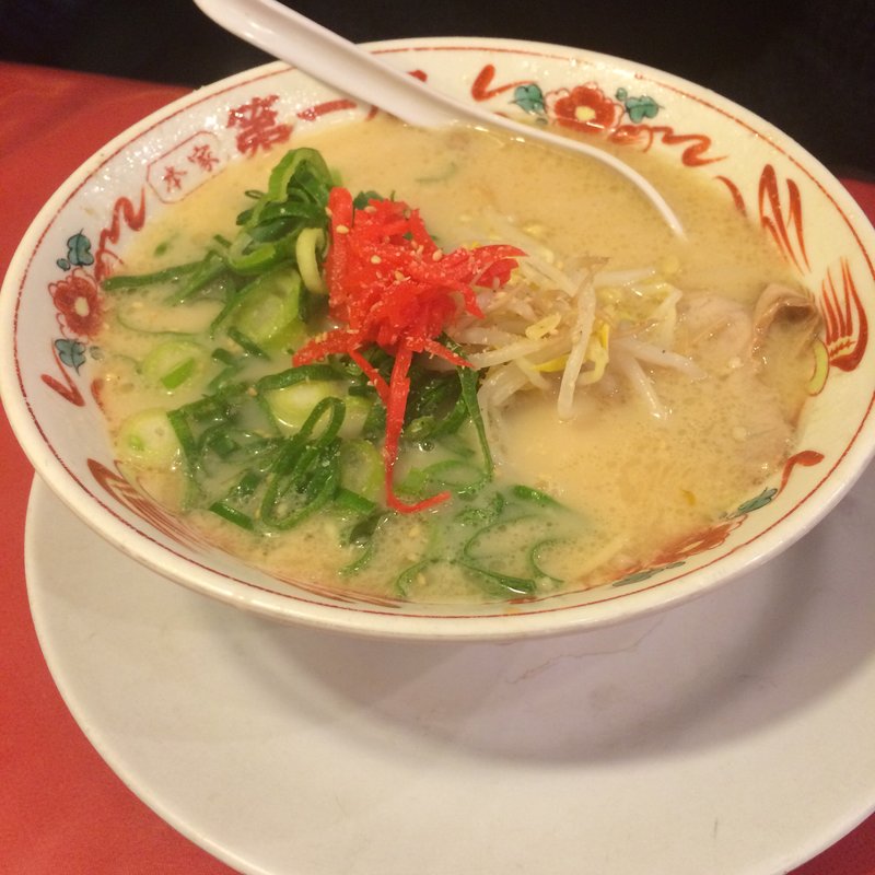 九州ラーメン 小(本家 第一旭 たかばし本店 （ほんけ だいいちあさひ）)