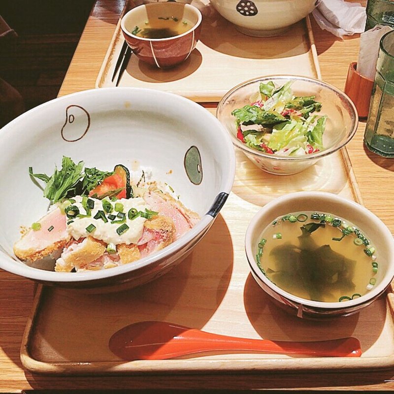 マグロの柚子こしょうタルタル(マルモキッチン 京都ポルタ店 )