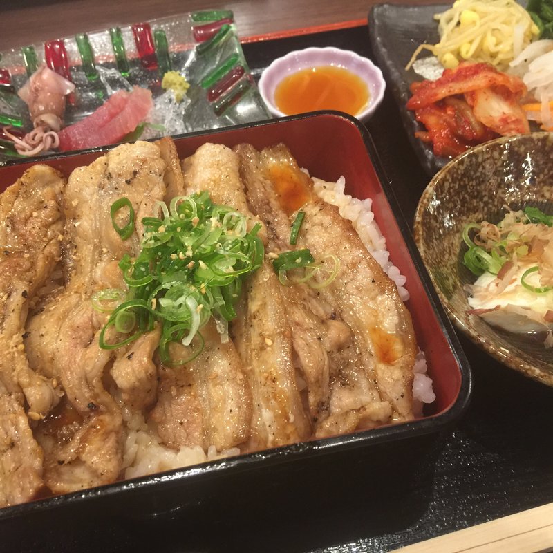 黒豚重(人夢叶思（ひとむかし）)