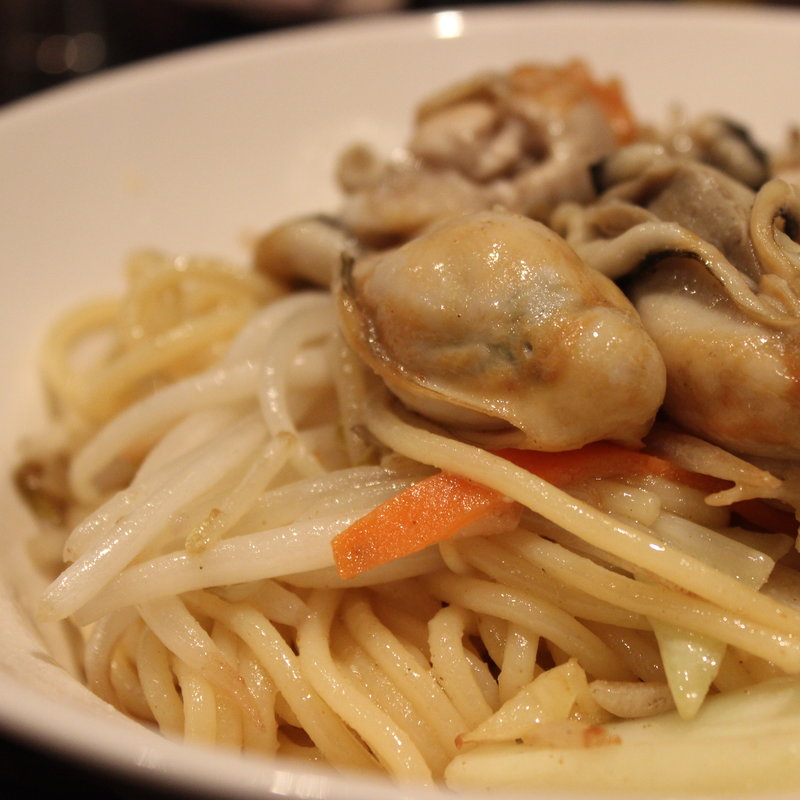 牡蠣たっぷりパスタ(牡蠣Ｂａｒ)