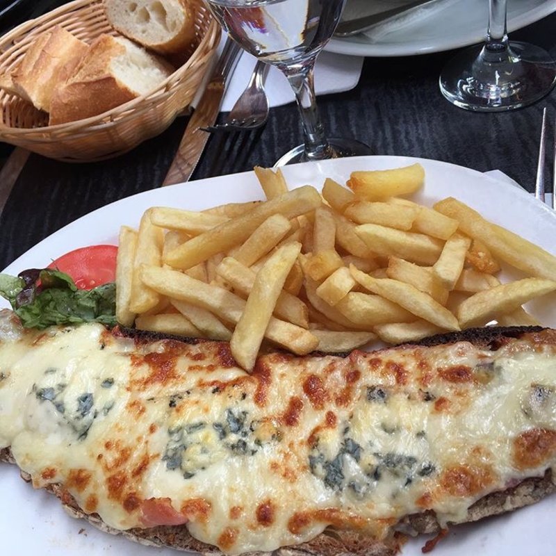 ブルーチーズのクロックムッシュ(エッフェル塔 )