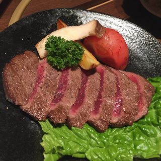 和牛赤身の熟成肉(ハヌリ 新宿三丁目店)