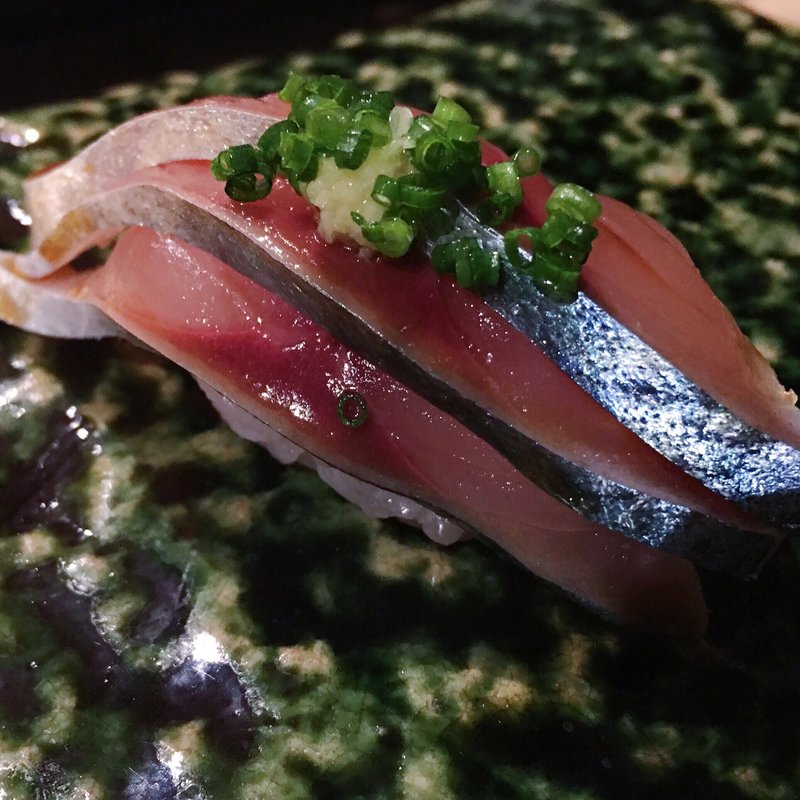 鯖(鮨しののめ)