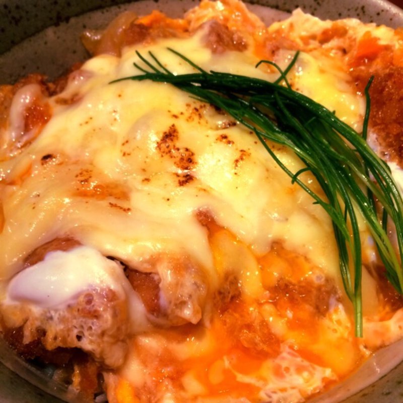 カツ丼チーズトッピング(那須高原サービスエリア)