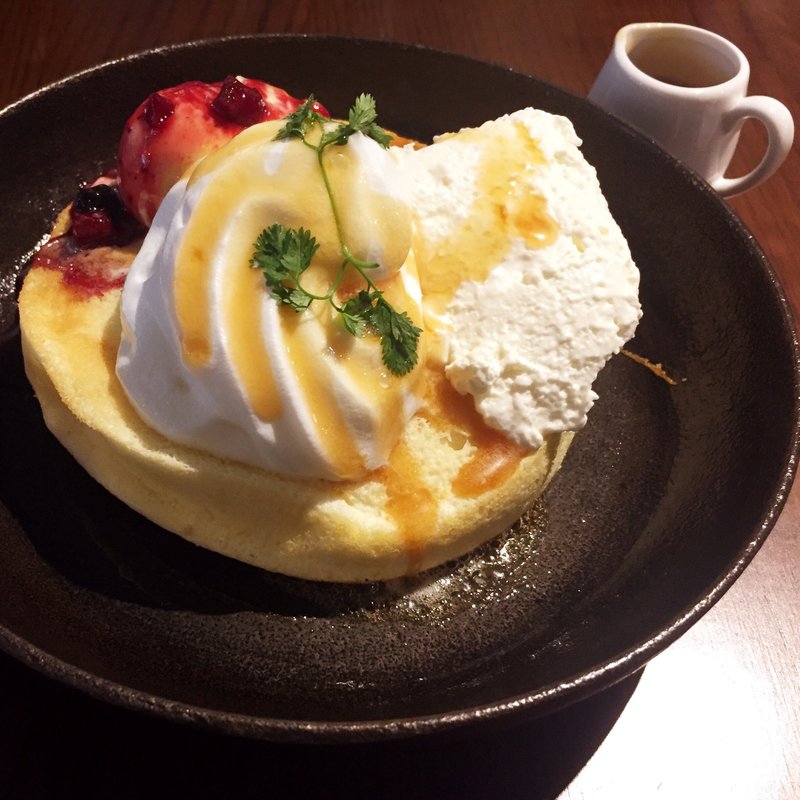 Wベリーレアチーズ(白のフライパン)