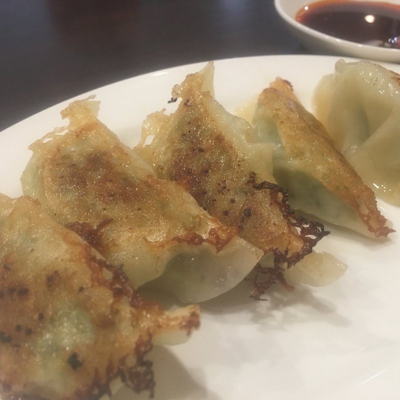 パクチー餃子(MIE BAKSO （ミーバッソ）)