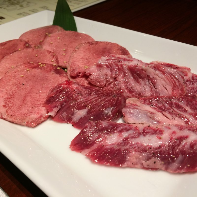 極上熟成タン(焼肉チャンピオン 中目黒アトラスタワー店)