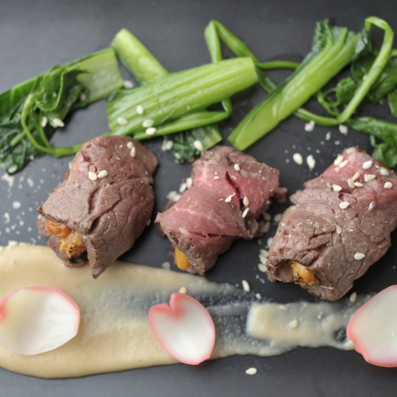 和牛の雲丹巻き(星家)