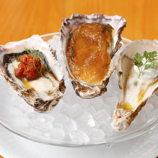 3種のおかませ生牡蠣(レストラン エム （Restaurant M）)