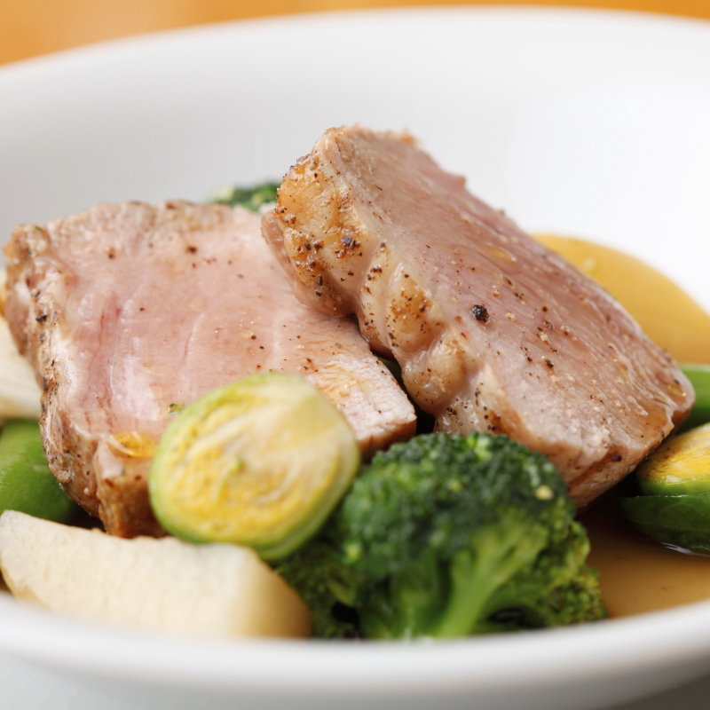 豚肉のグリル　季節野菜と共に(レストラン エム （Restaurant M）)