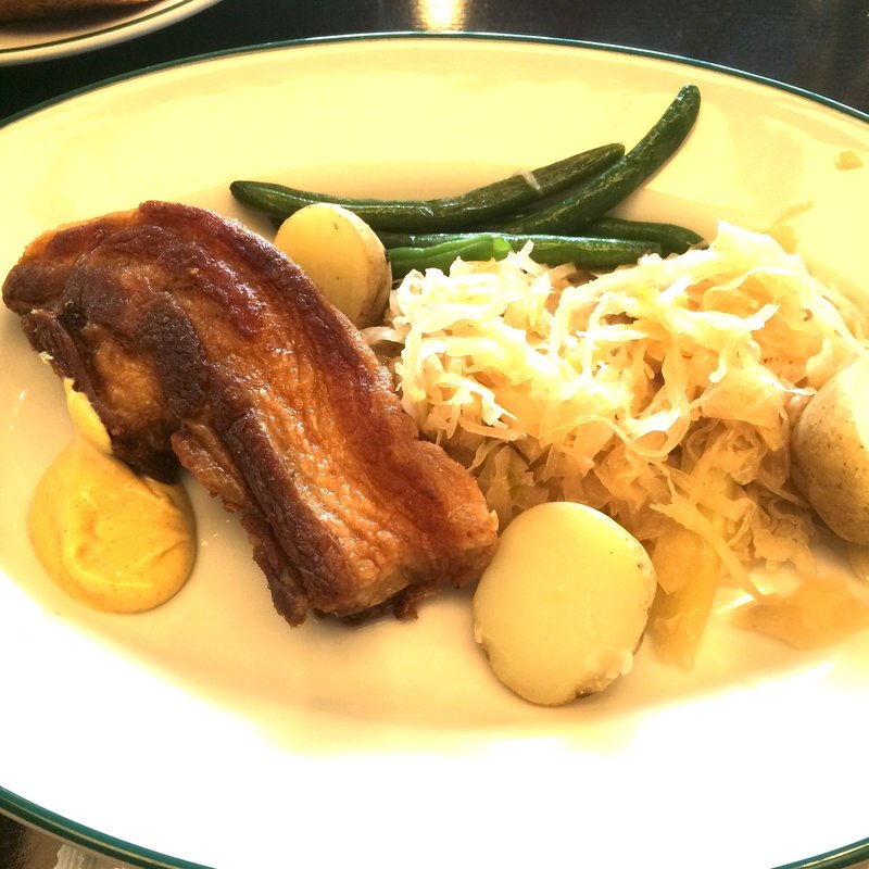 豚バラのコンフィ(AUX BACCHANALES GINZA（オーバカナル 銀座）)