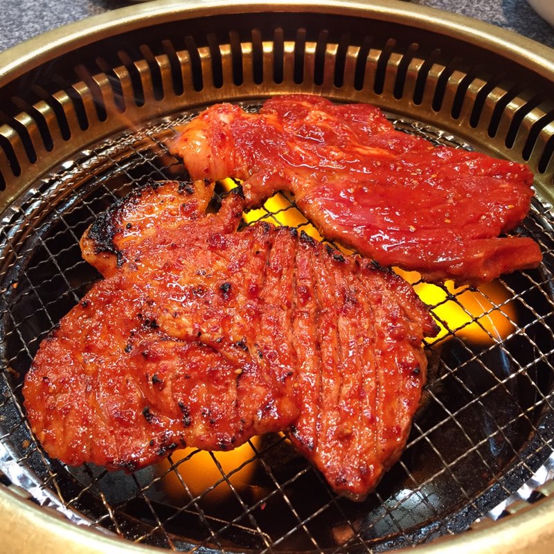 ピリ辛ヤンニョン豚カルビ(玉一 本店)