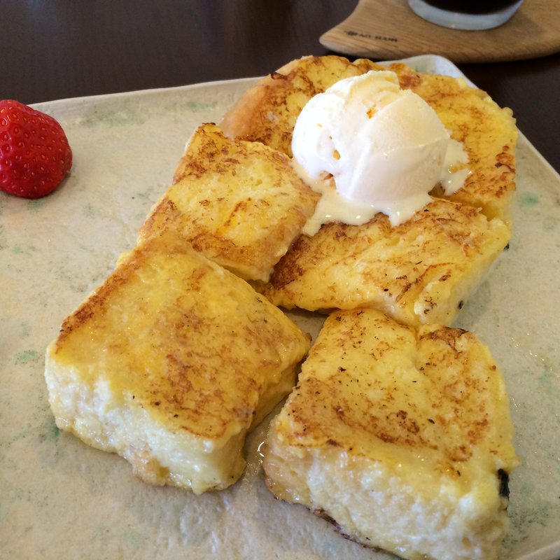 フレンチトースト(室生天然酵母パン　Sizin)