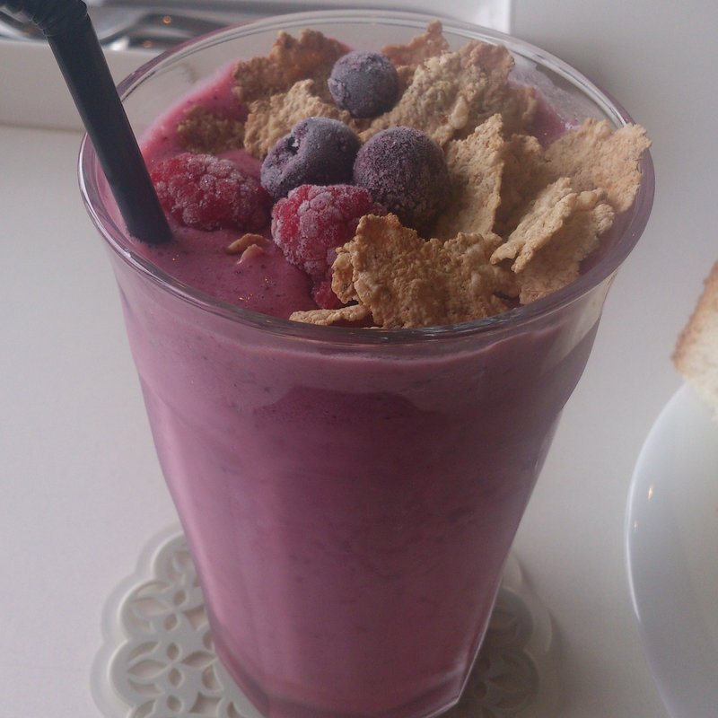 アサイーベリーのスムージー(カフェ スロウ （CAFE SLOW）)