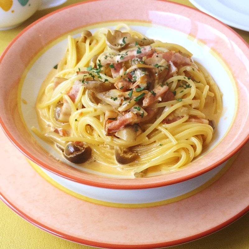 ベーコンときのこのトマトクリームパスタ(テンポ ディ ケイ （Tempo di K）)