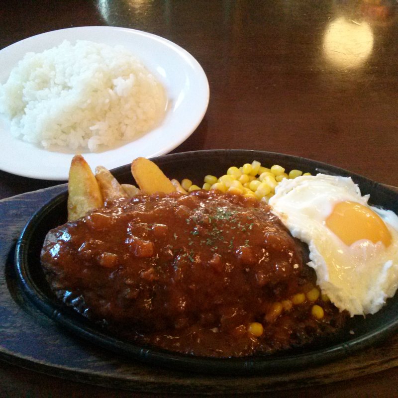 週替りハンバーグ(ザ・ローズ&クラウン 汐留日テレプラザ店 （VICTORIAN PUB THE ROSE & CROWN）)