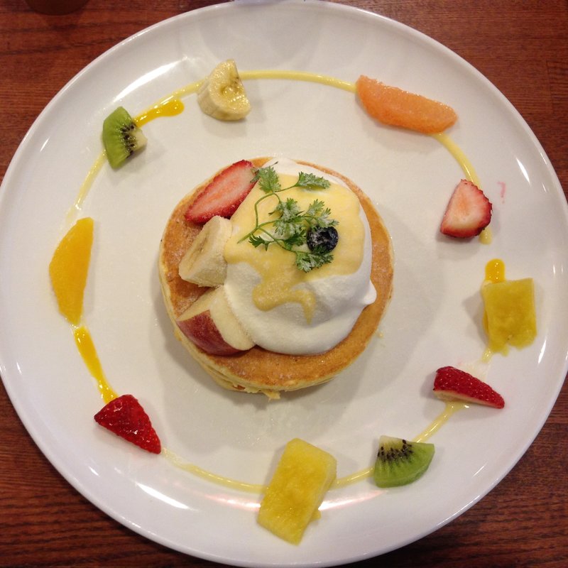 季節のフルーツのパンケーキ(パンケーキカフェ　ホクホク)