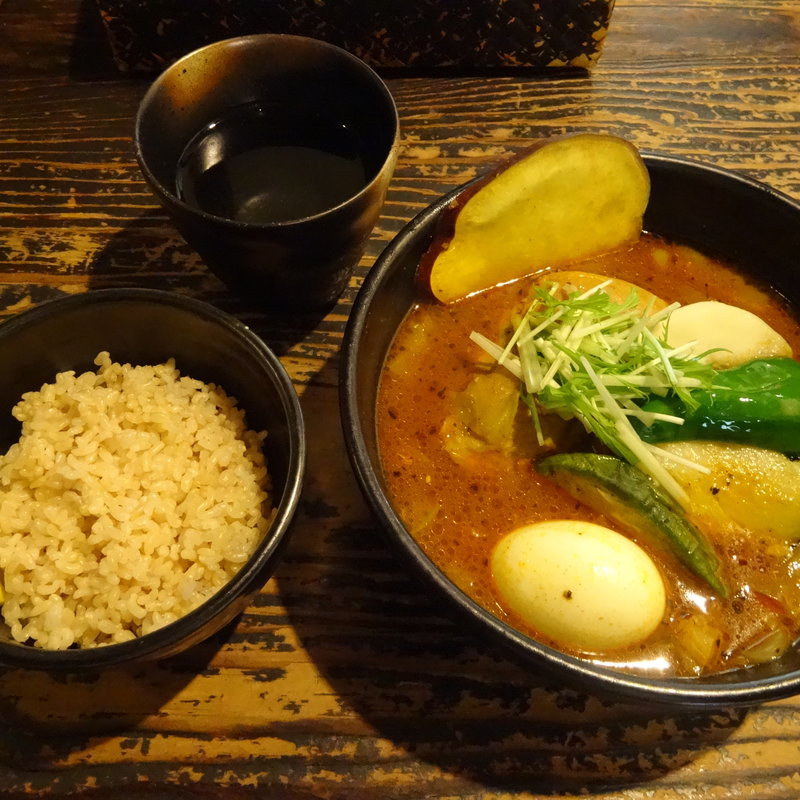 やわらかチキンと特選旬野菜(海老スープ)　※アボカドトッピング(奥芝商店 札幌本店 （オクシバショウテン）)