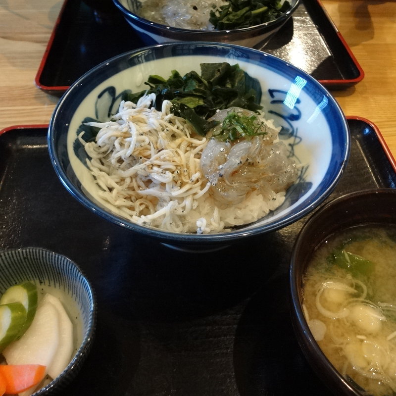 しらす丼(繁茂)