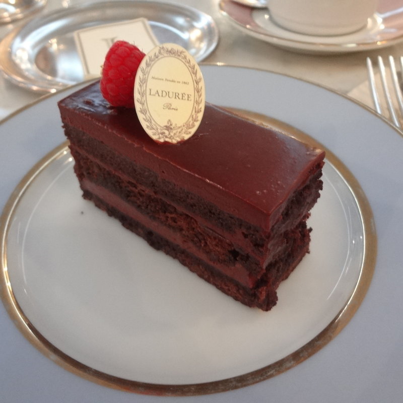 タンタシヨン(ラデュレ　サロン・ド・テ銀座三越店)