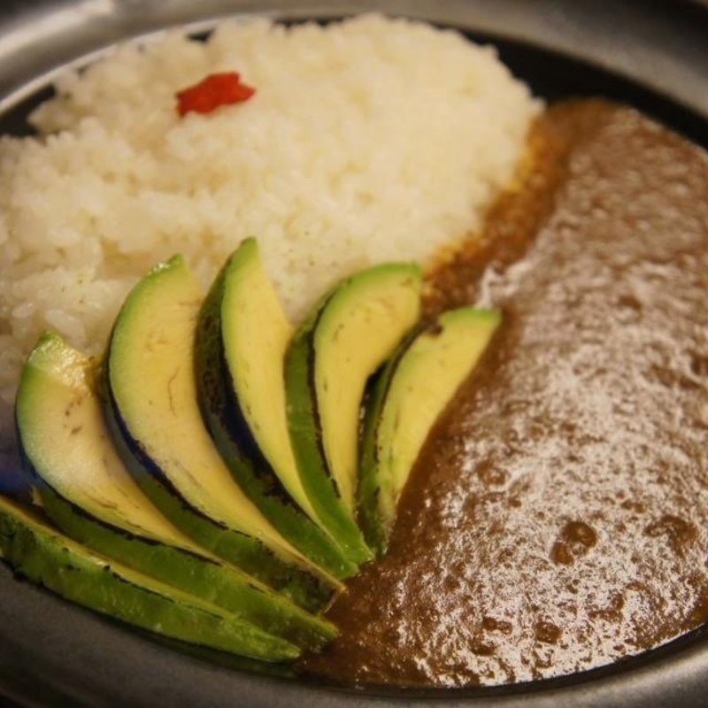 炙りアボカドカレー(飾りじゃないのよカレーは 三田本店)