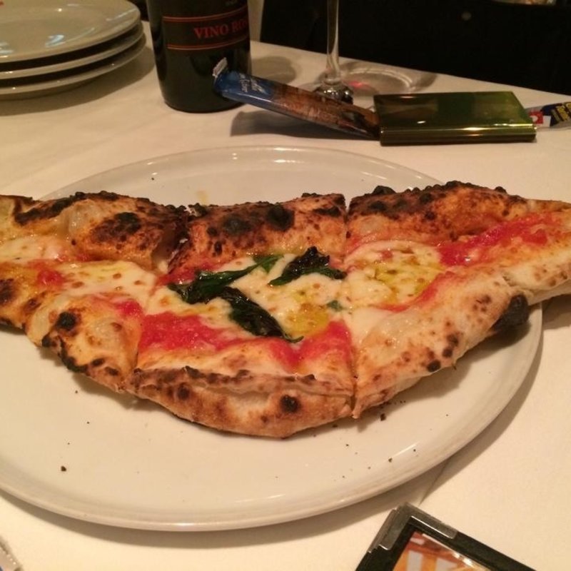 マルゲリータ(ピッツェリア エ トラットリア ダ・ボッチャーノ 東京駅KITTE)