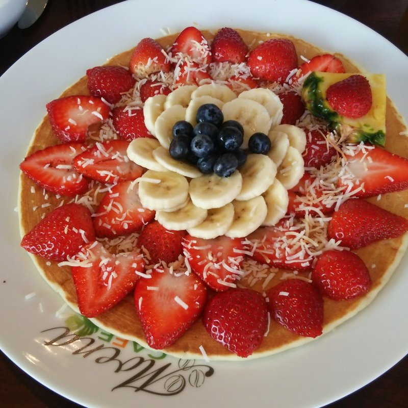 フレッシュフルーツパンケーキ(タイガー餃子 河原町店 )