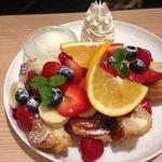 French Toast Sweets ベリーデラックス(アイボリッシュ 渋谷店 （Ivorish）)