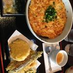 ふっわふわ焼うどん(夏目家うどん)