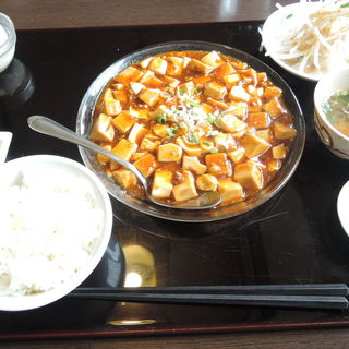 680円定食(麻婆豆腐定食)