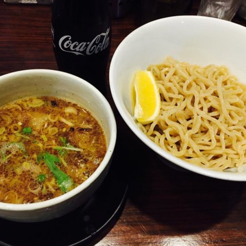 牛ホルモンのつけ麺