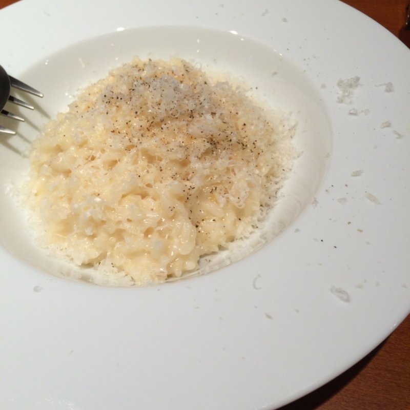 パルミジャーノチーズのリゾット(クッチーナイタリアーナ　ダ・クイ)