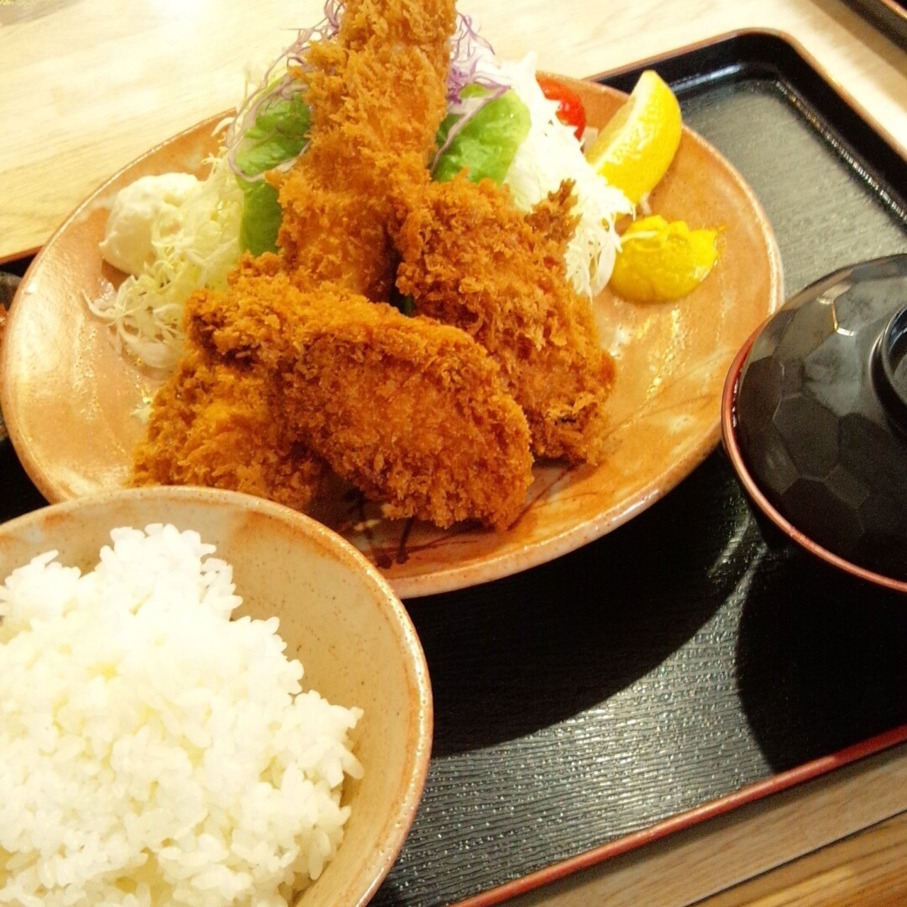 大海老フライとカキフライ定食 銭形 の口コミ一覧 おいしい一皿が集まるグルメコミュニティサービス Sarah