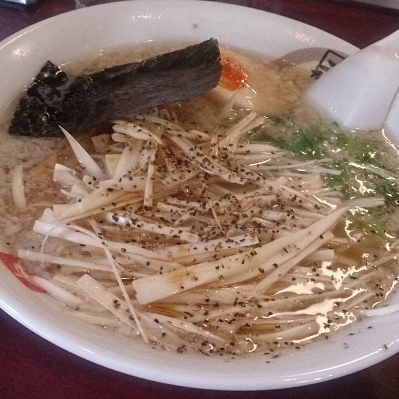 スパイシー塩ネギラーメン(赤坂屋)