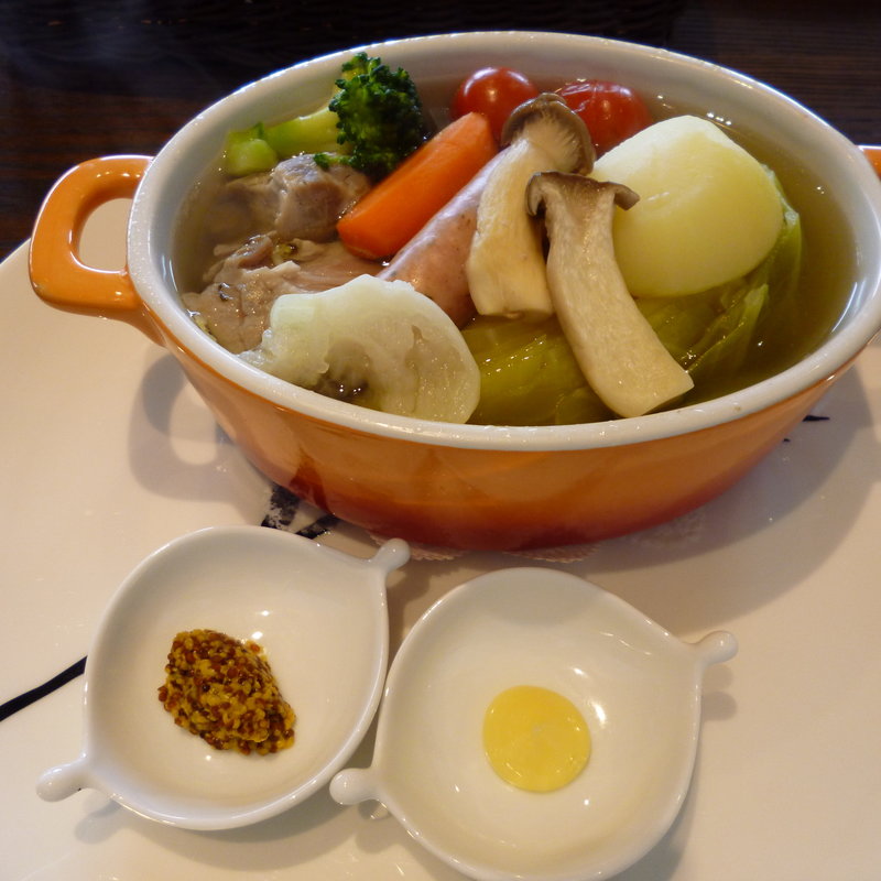 箱根山麓豚と箱根野菜たっぷりのポトフ(ベーカリーアンドテーブル箱根 （Bakery＆Table）)