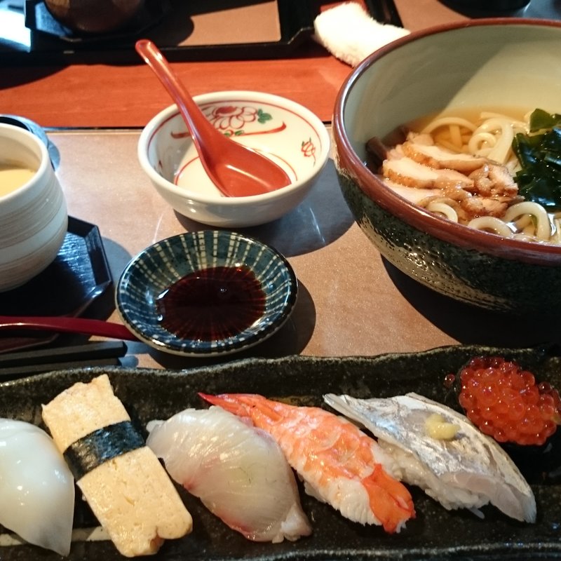 阿波尾鶏うどん定食(阿波水産　大阪狭山店)