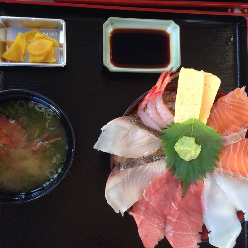 海鮮丼(相生市立水産物市場)